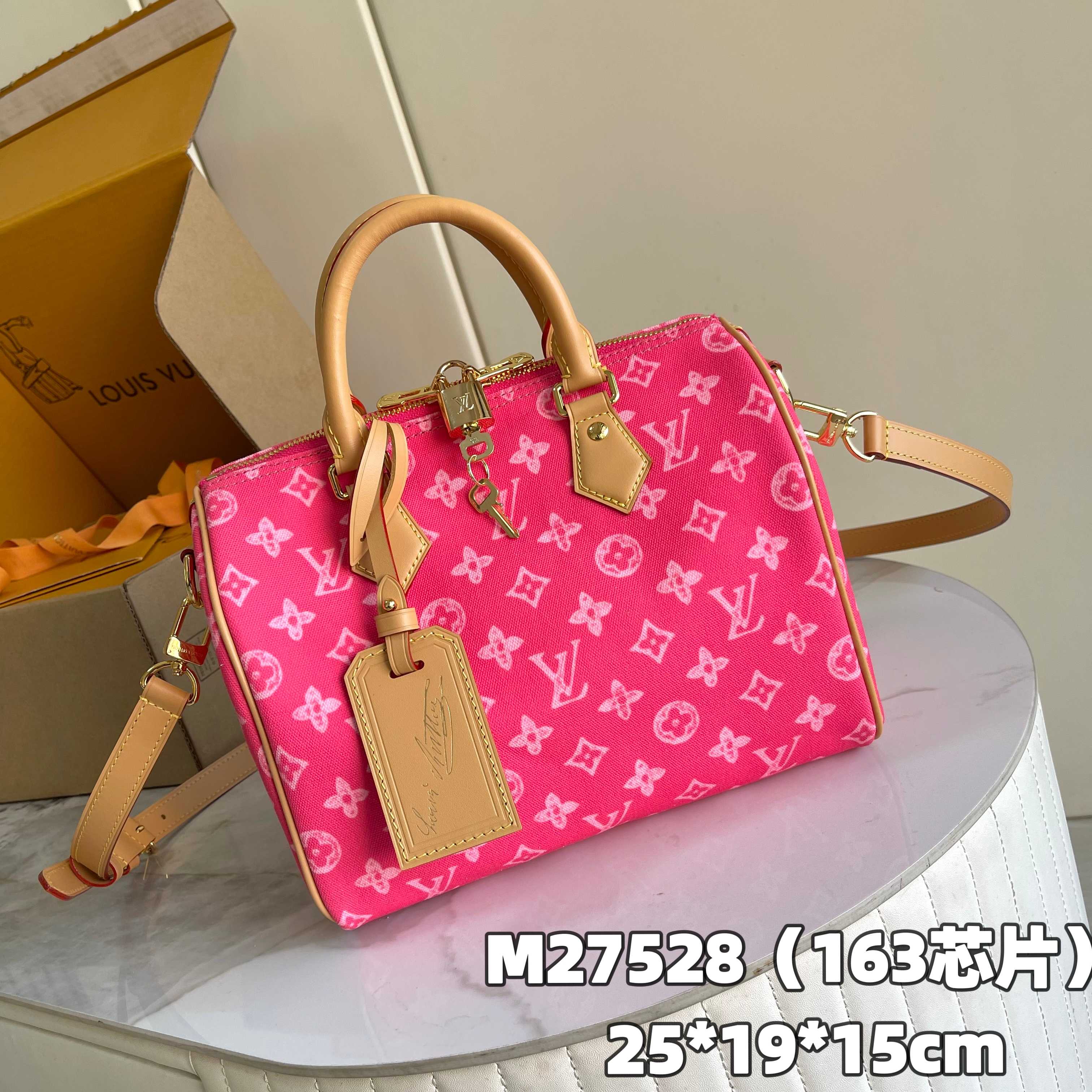 China Replica LV Handbags 147usd Only