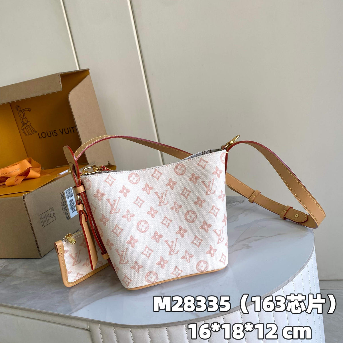 China Replica LV Handbags 135usd Only