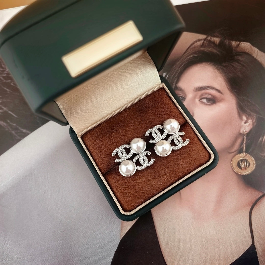 China Replica Chanel Earrings 22usd Only