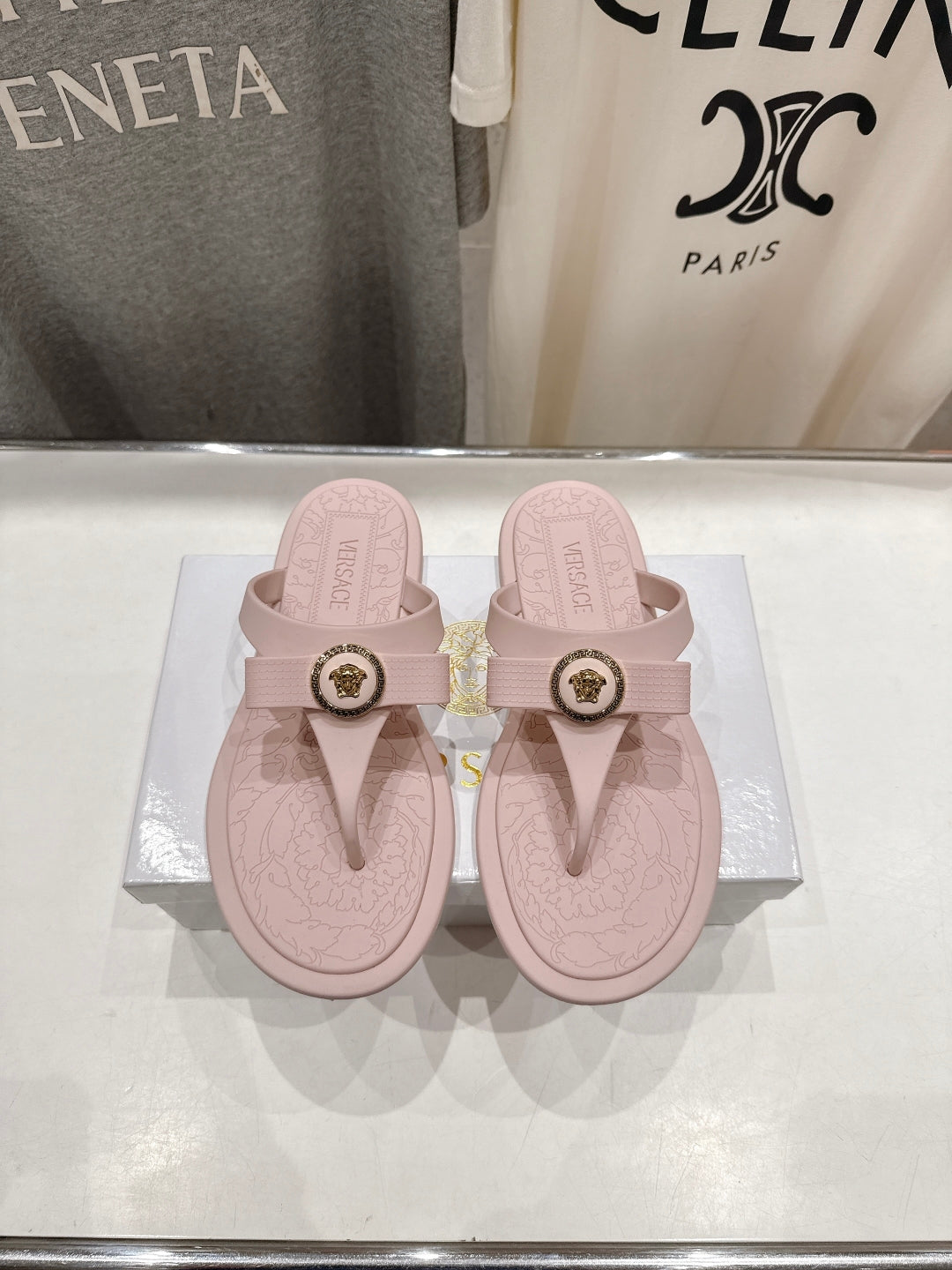 China Replica Versace Women Shoes 56usd Only
