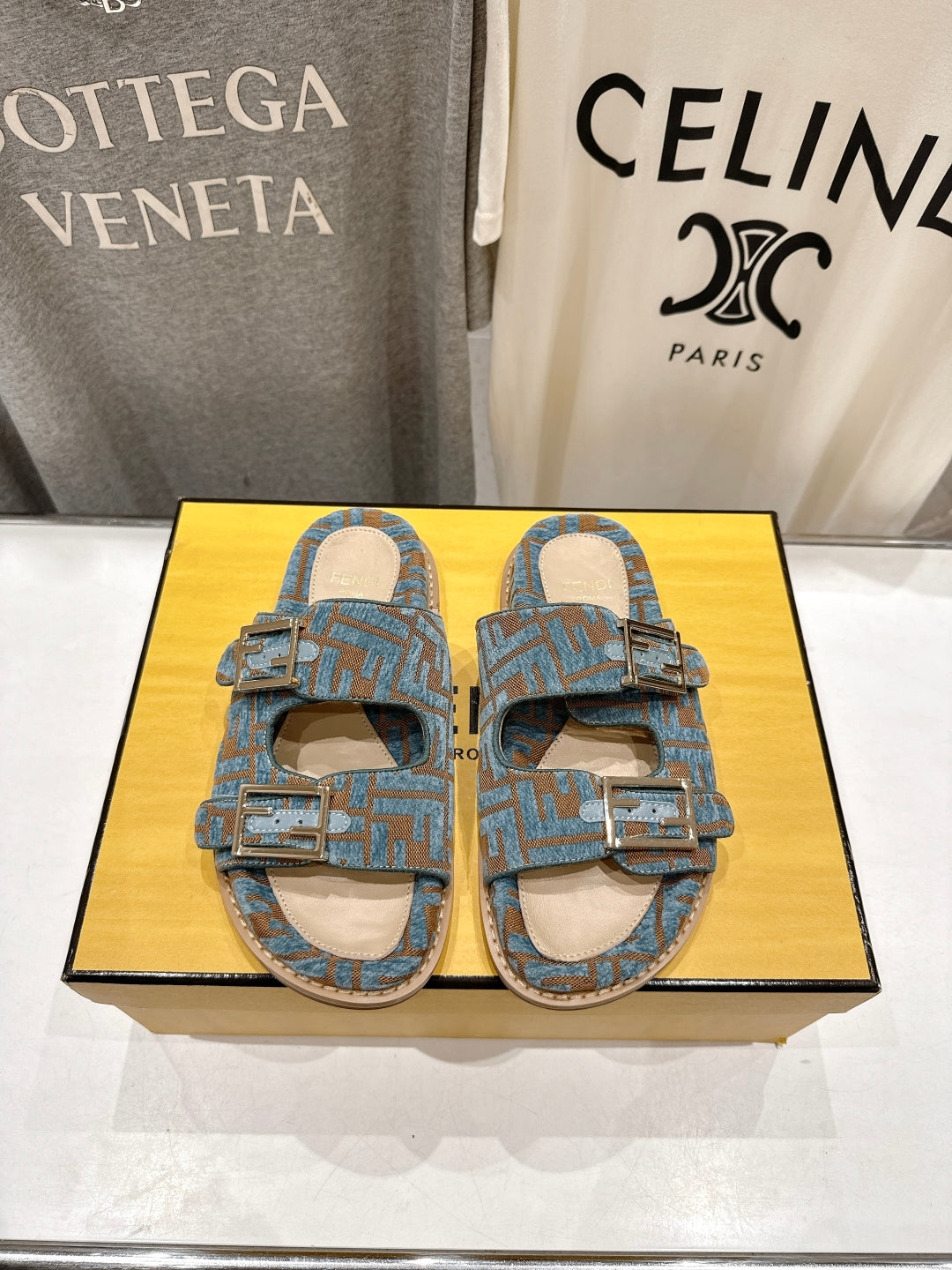 China Replica Fendi Women Shoes 77usd Only
