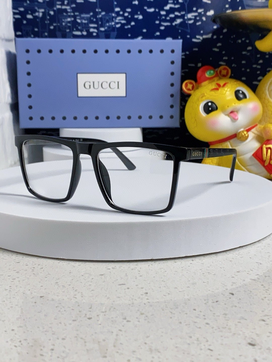 China Replica Gucci Sunglasses 28usd Only