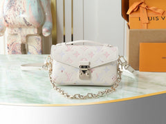 China Replica LV Handbags 180usd Only