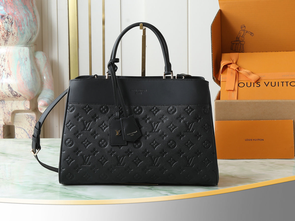 China Replica LV Handbags 195usd Only