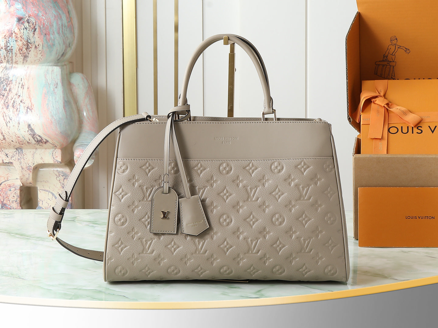 China Replica LV Handbags 195usd Only