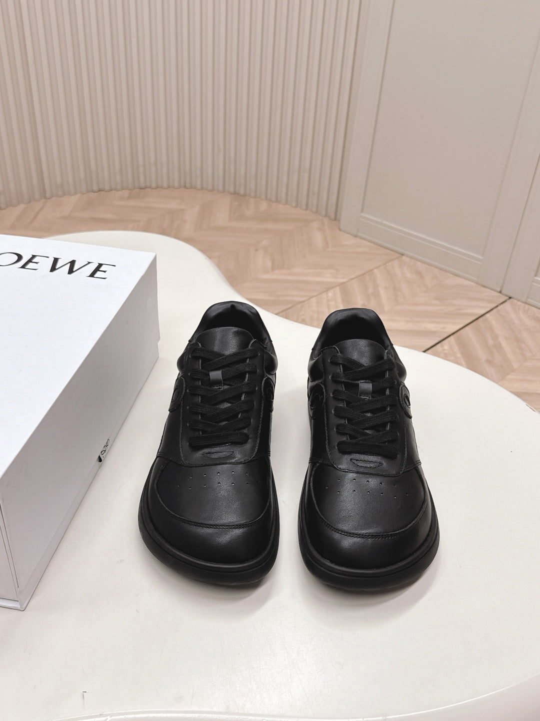 China Replica Loewe Women Shoes 102usd Only