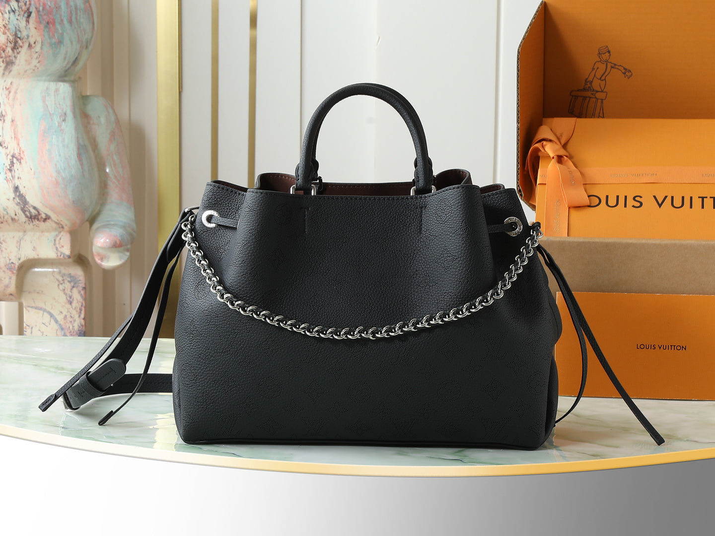 China Replica LV Handbags 216usd Only
