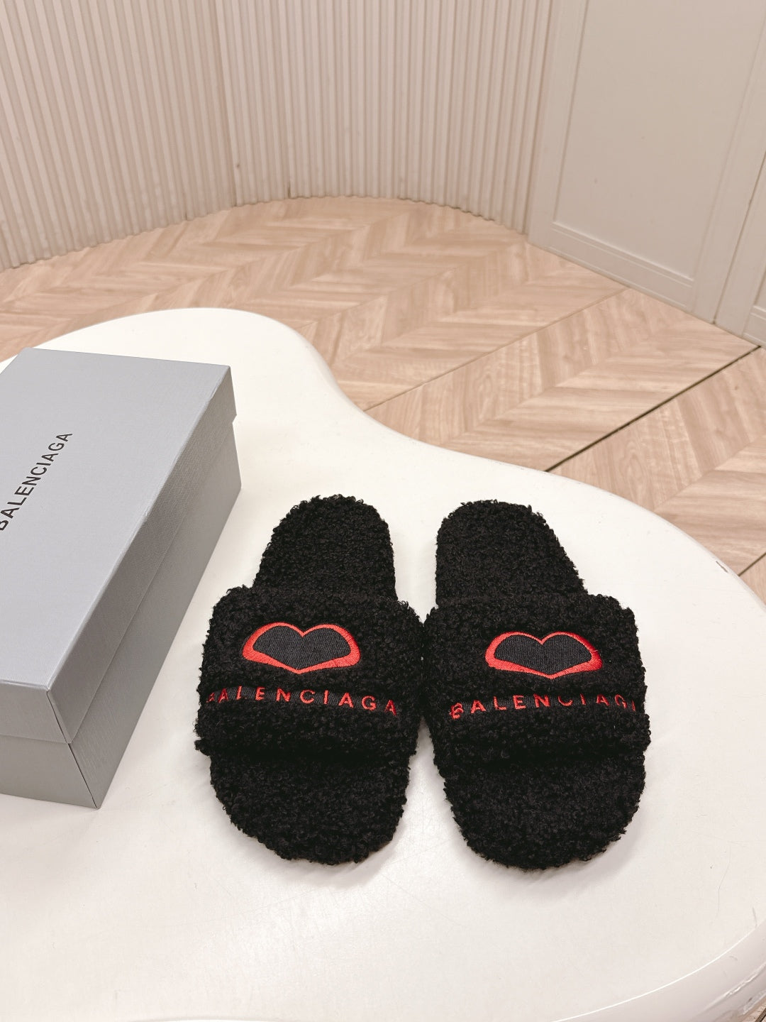 China Replica Balenciaga Women Shoes 70usd Only