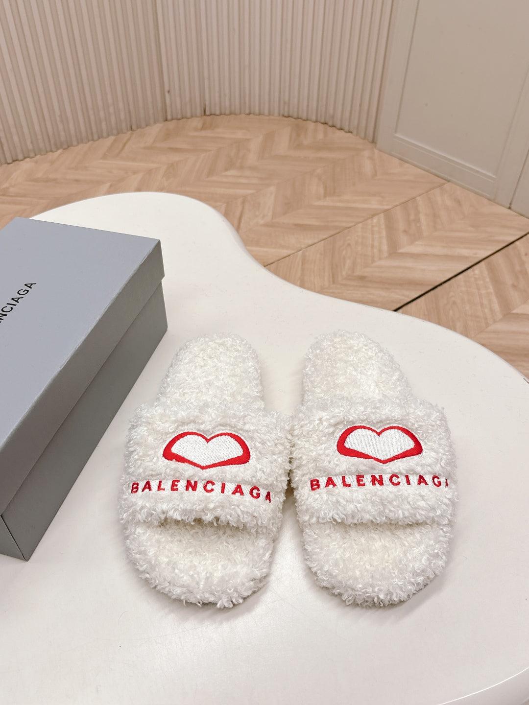 China Replica Balenciaga Women Shoes 70usd Only