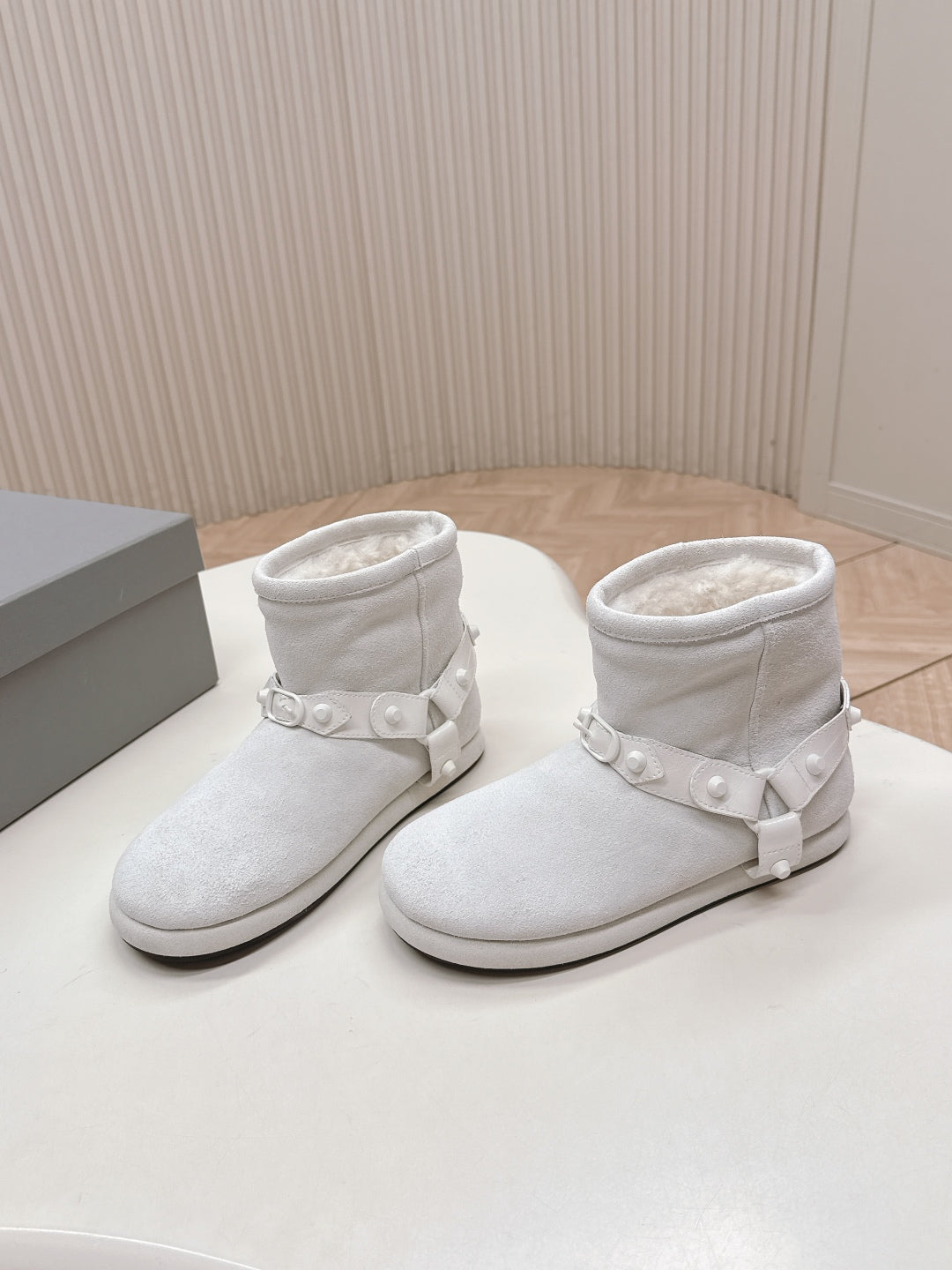 China Replica Balenciaga Women Shoes 108usd Only