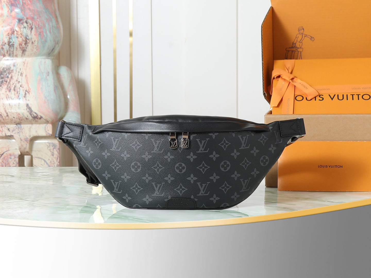 China Replica LV Handbags 144usd Only