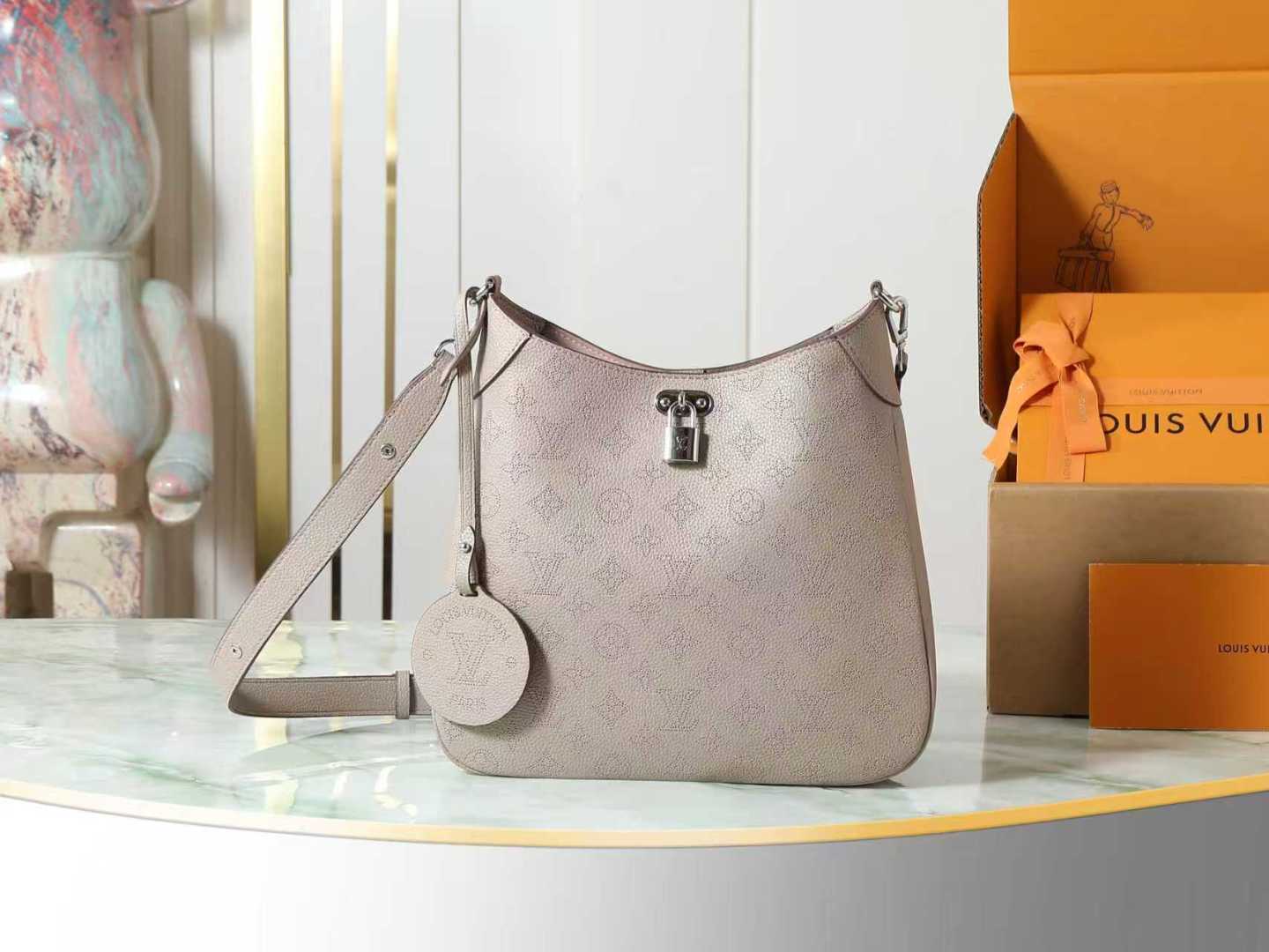 China Replica LV Handbags 186usd Only