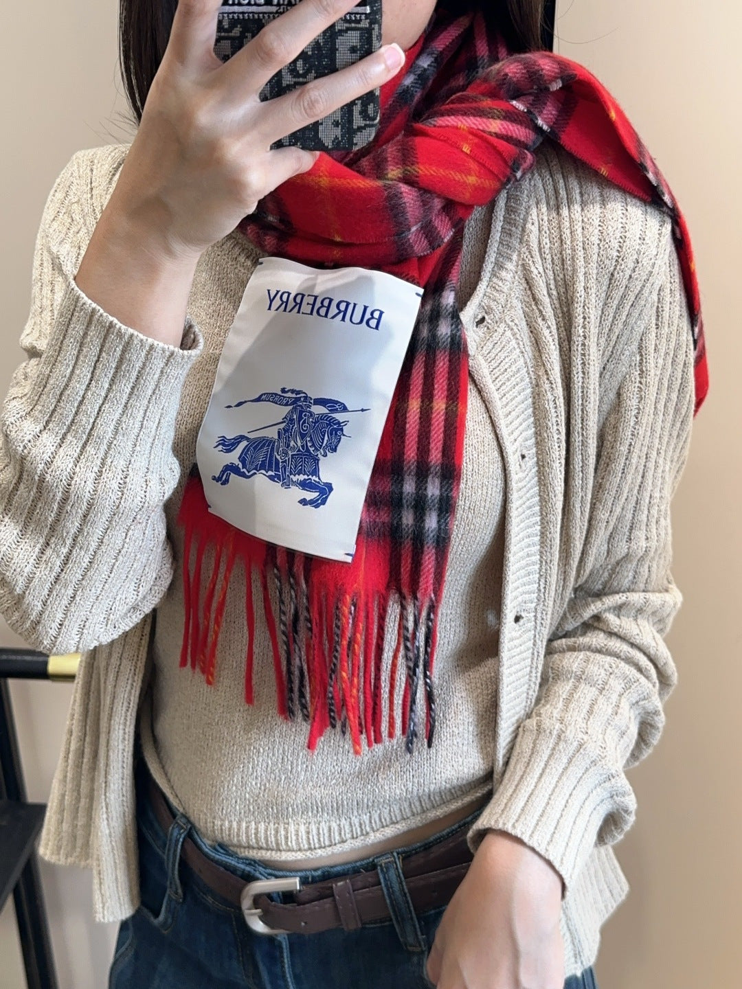 China Replica Burberry Scarf 48usd Only