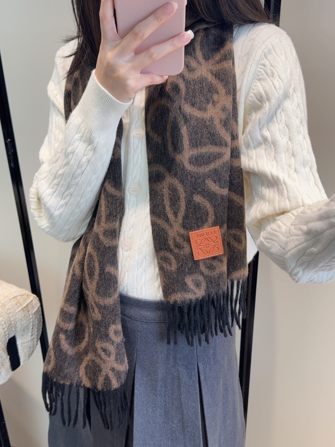 China Replica Loewe Scarf 50usd Only