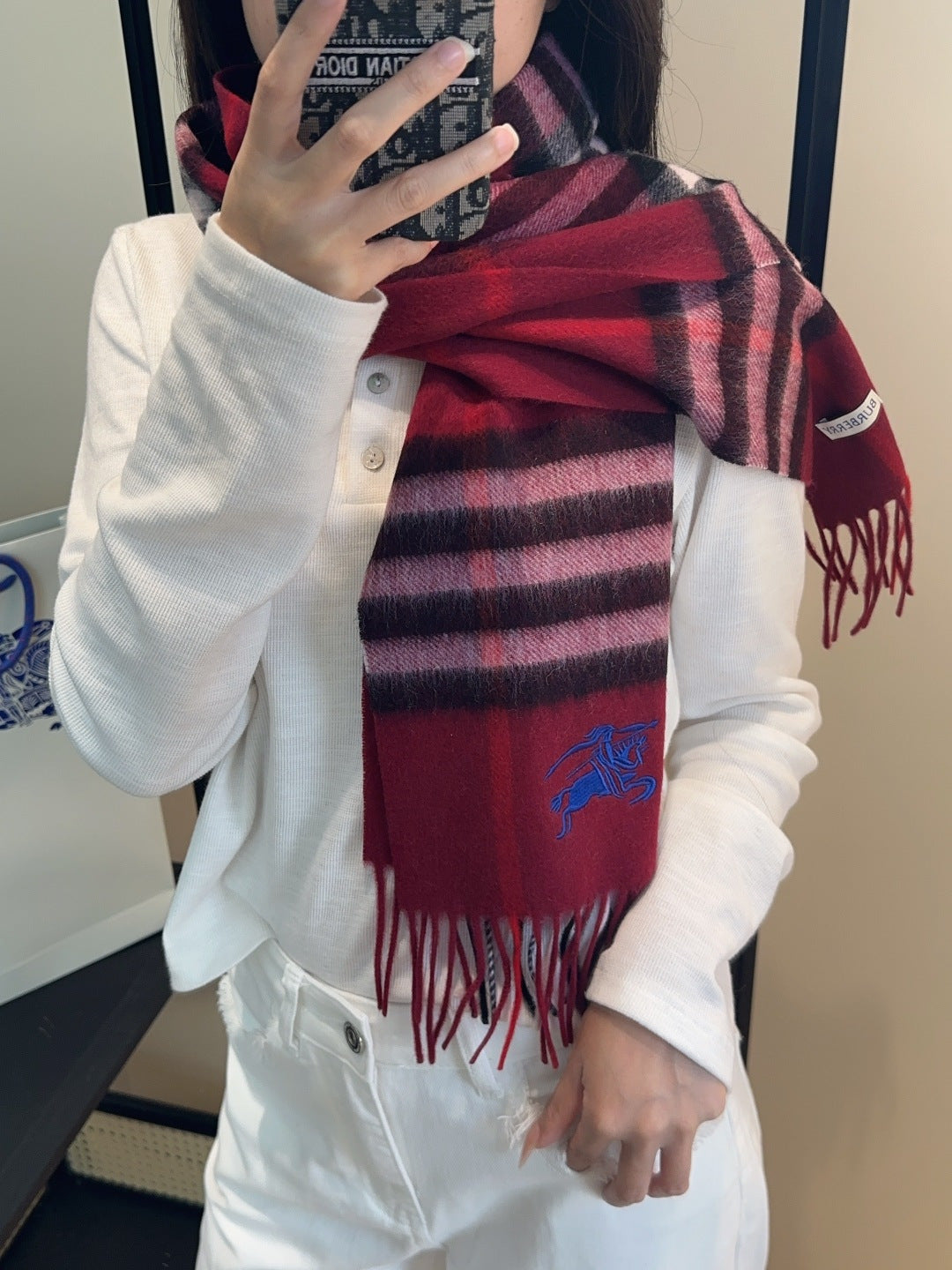 China Replica Burberry Scarf 46usd Only