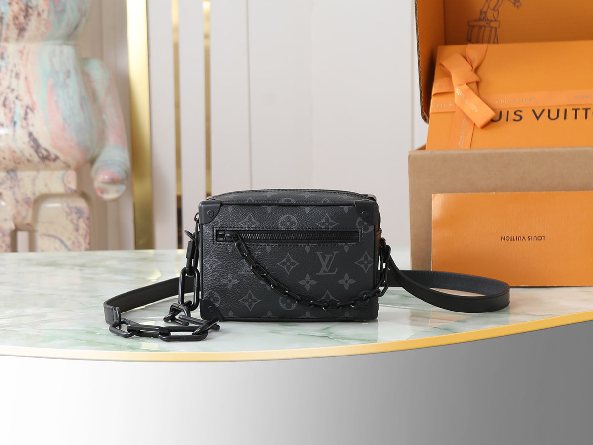 China Replica LV Handbags 162usd Only