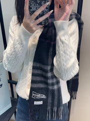 China Replica Burberry Scarf 46usd Only