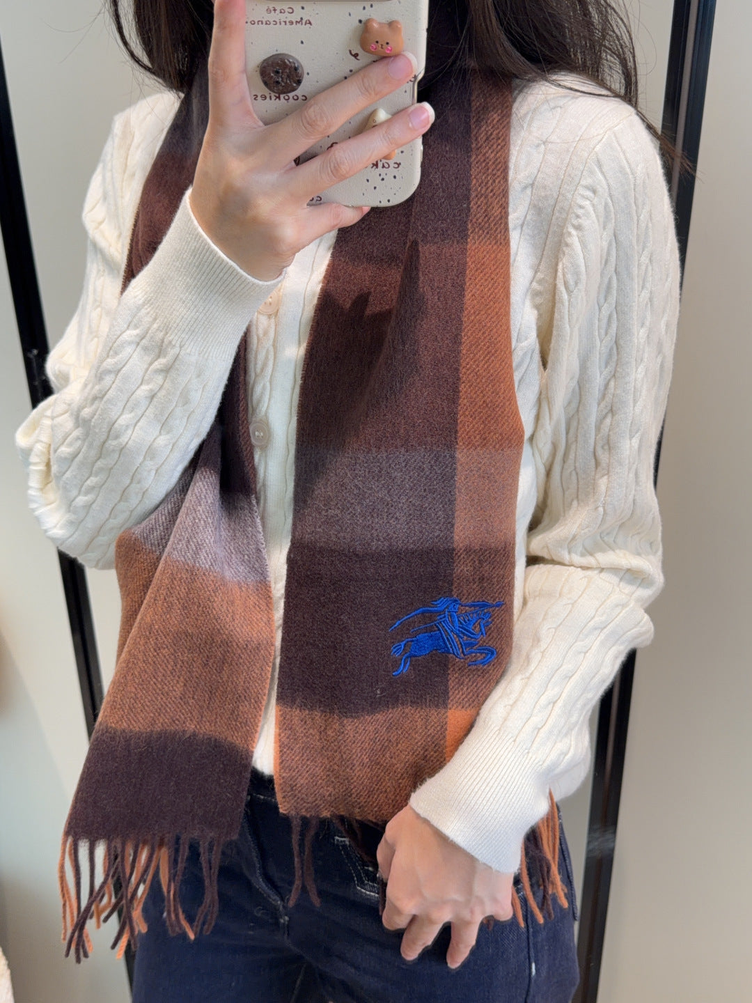 China Replica Burberry Scarf 44usd Only