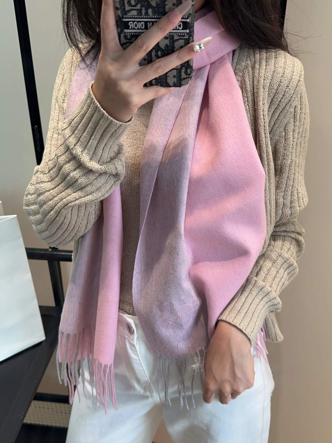 China Replica Loewe Scarf 46usd Only