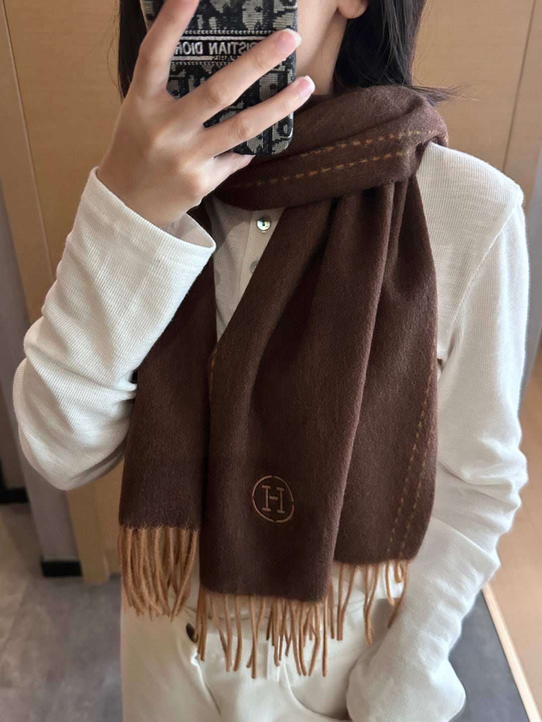 China Replica Hermes Scarf 44usd Only
