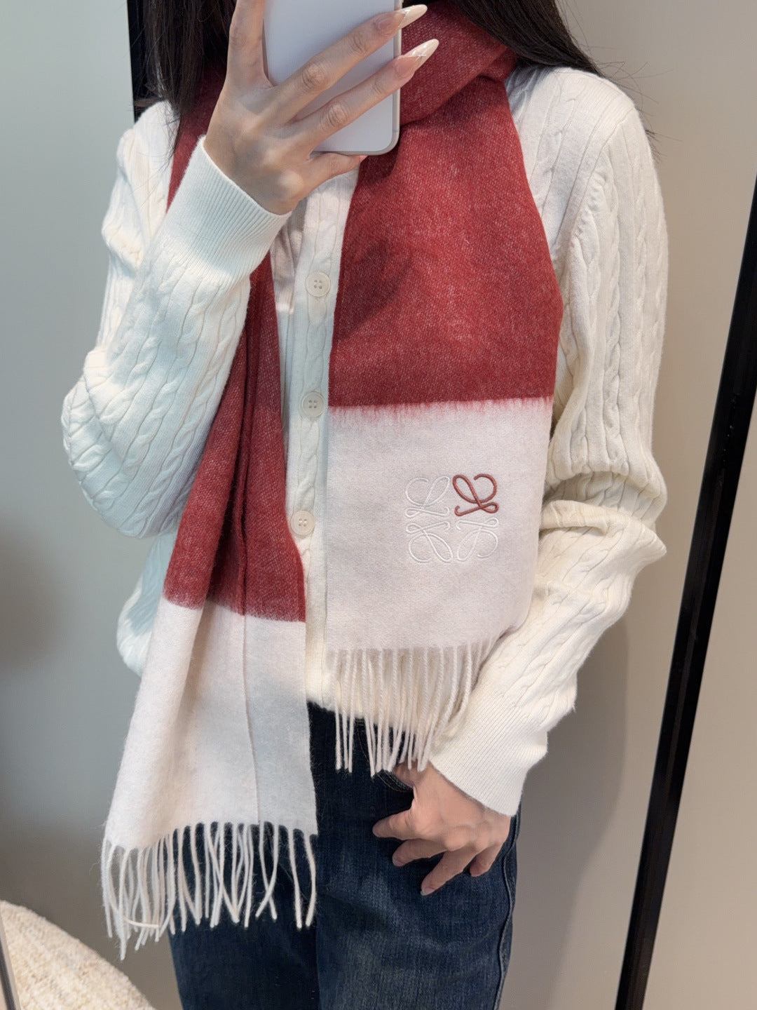 China Replica Loewe Scarf 46usd Only