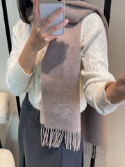 China Replica Loewe Scarf 50usd Only
