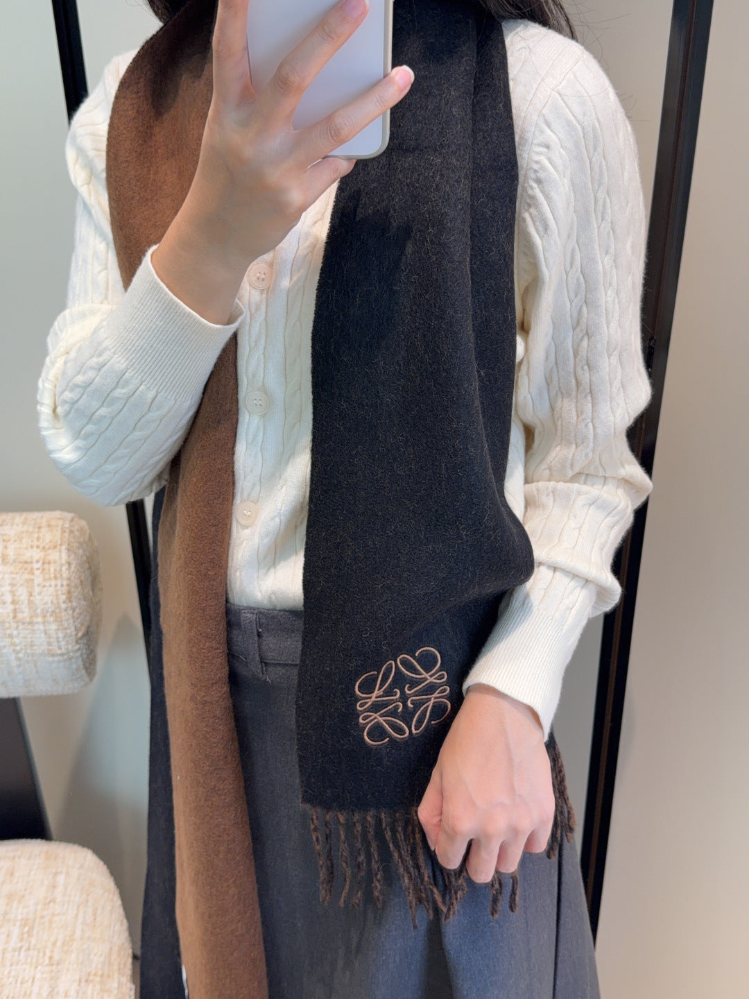 China Replica Loewe Scarf 50usd Only
