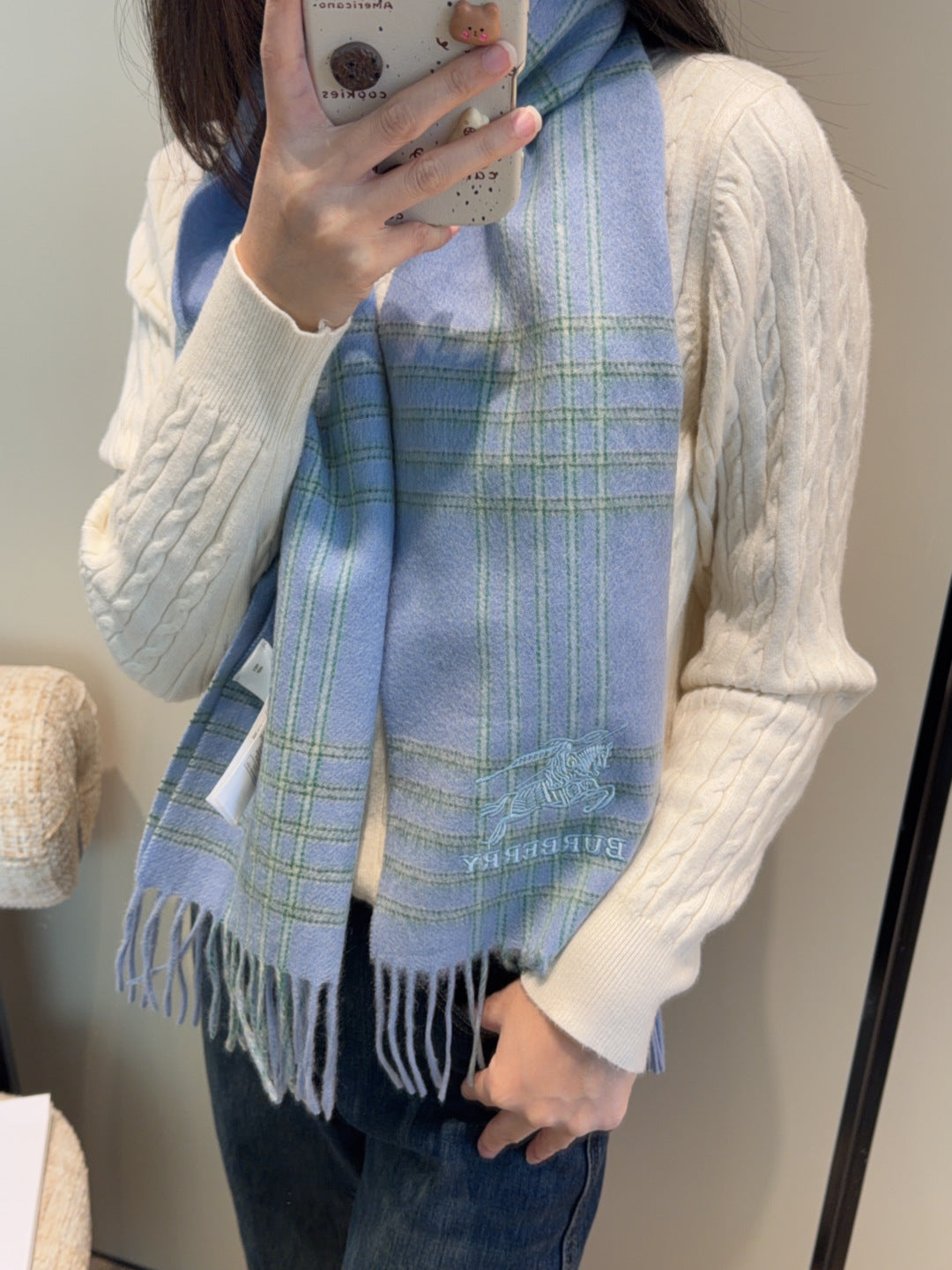 China Replica Burberry Scarf 44usd Only