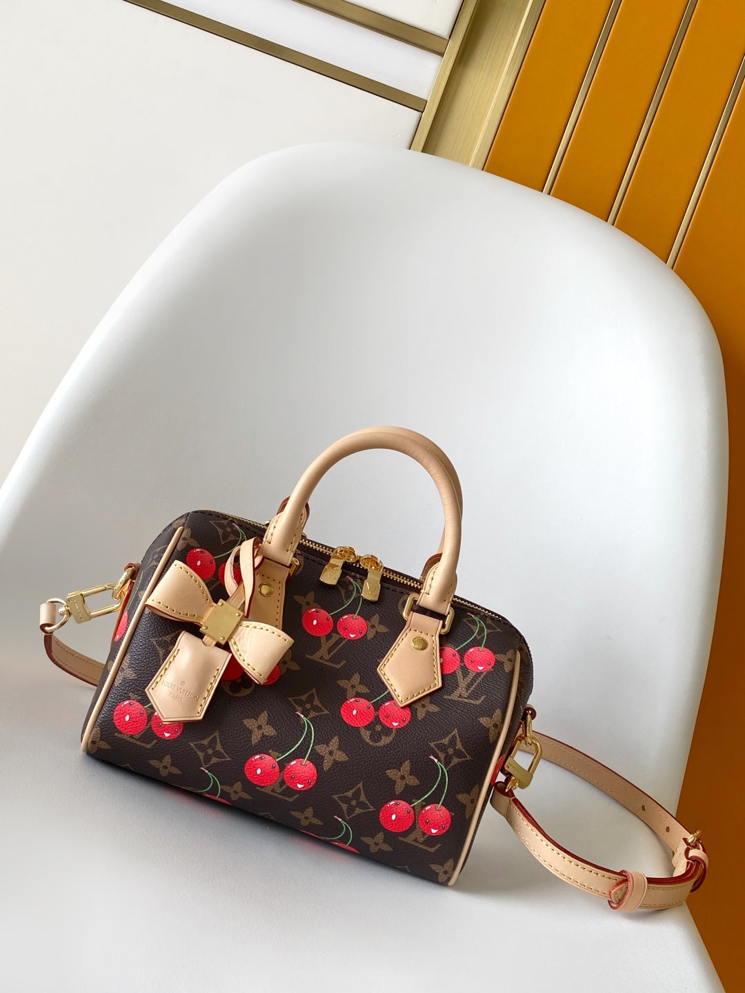 China Replica LV Handbags 129usd Only