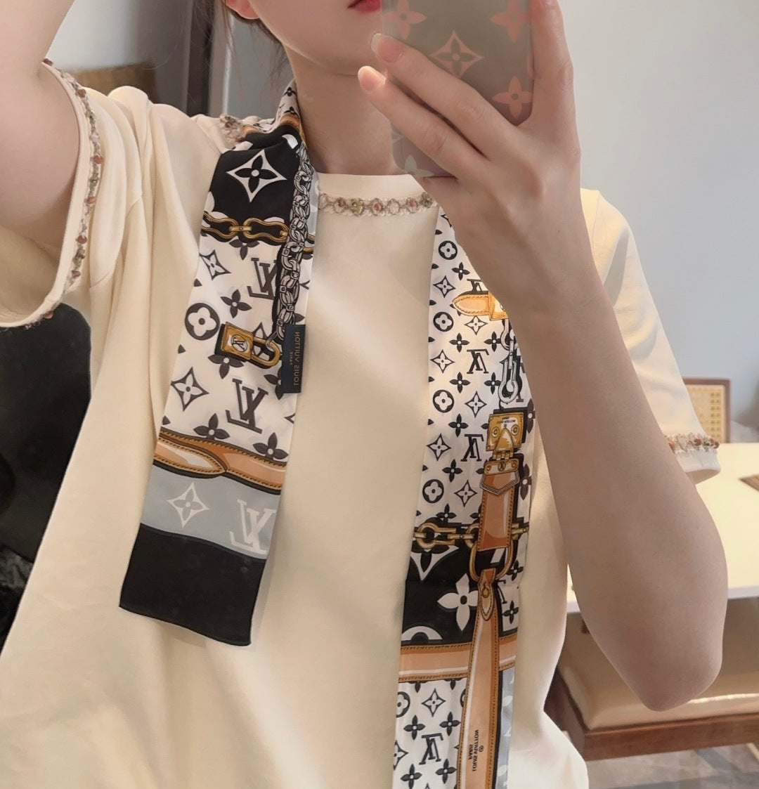 China Replica LV Scarf 18usd Only