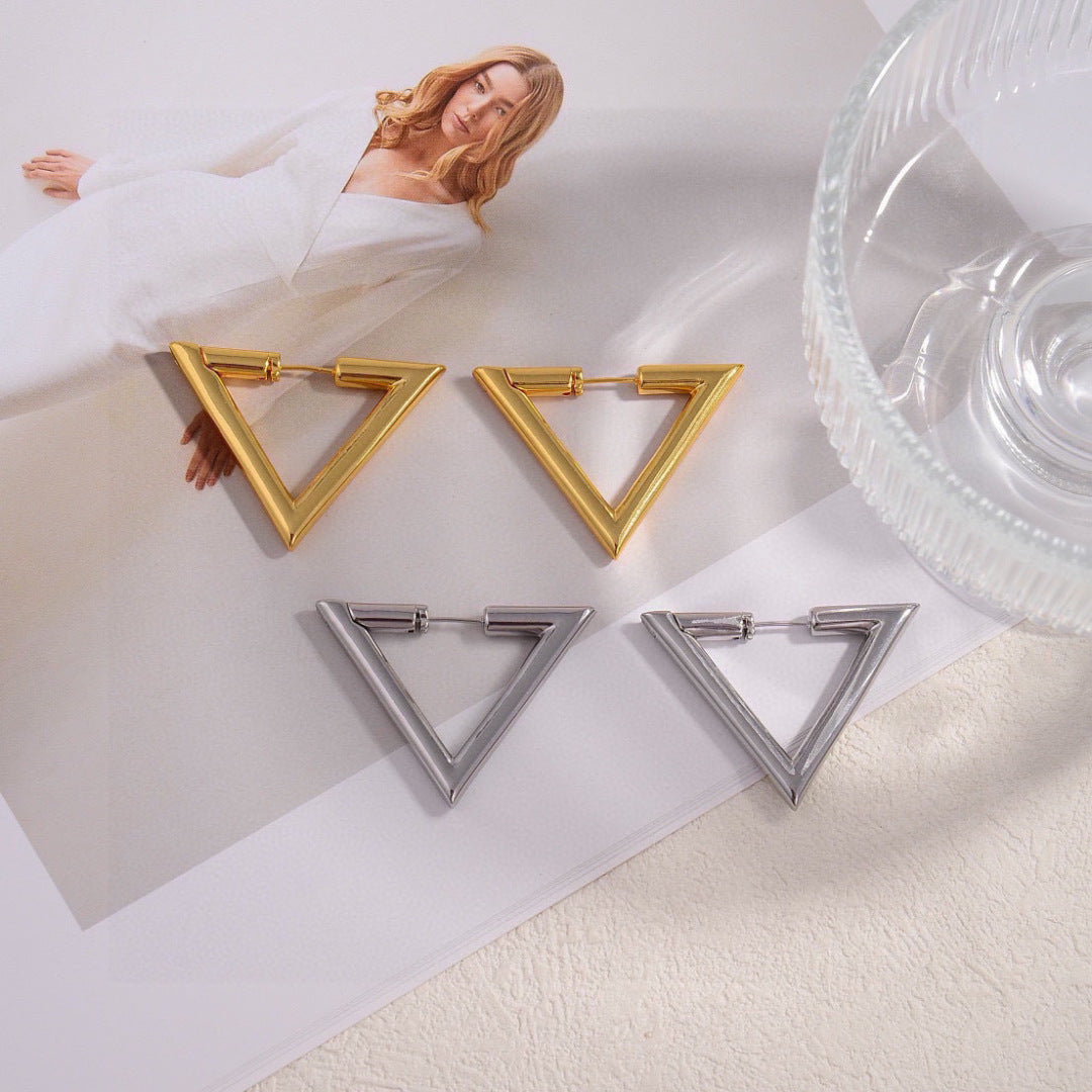 China Replica Valentino Earrings 30usd Only