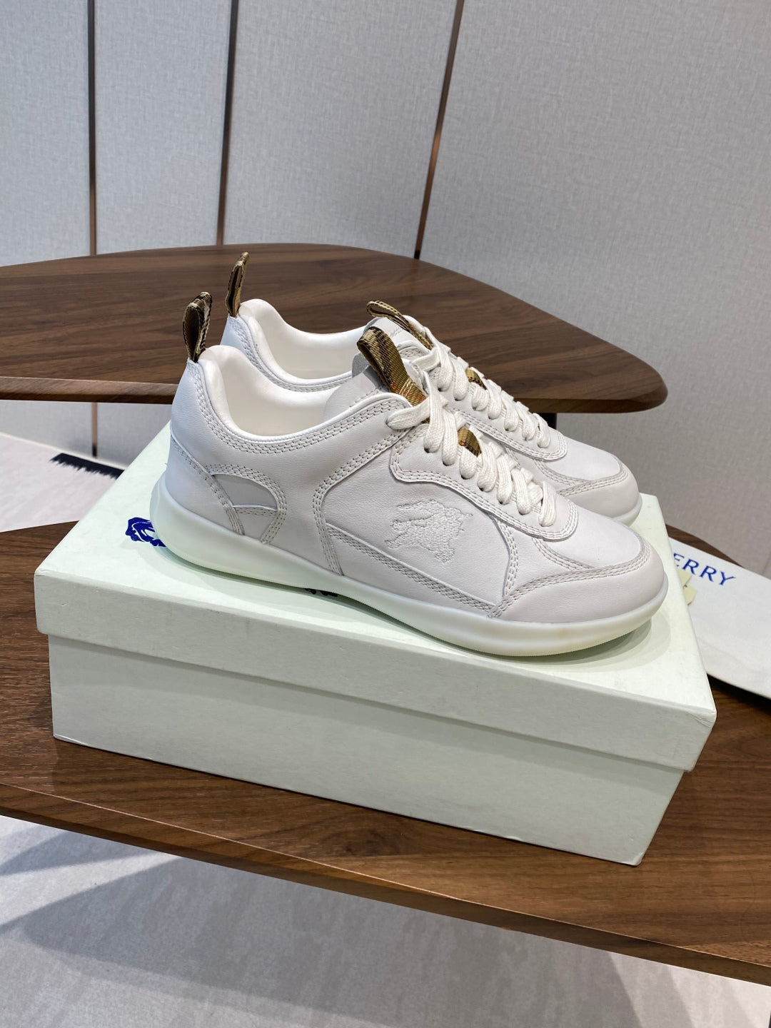 China Replica Burberry Women Shoes 112usd Only