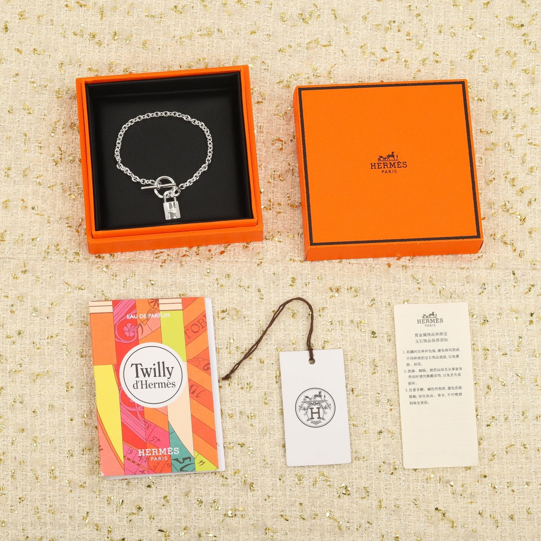 China Replica Hermes Bracelets 102usd Only