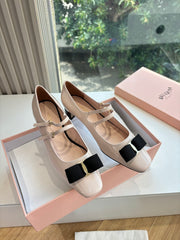 China Replica Ferragamo Women Shoes 98usd Only