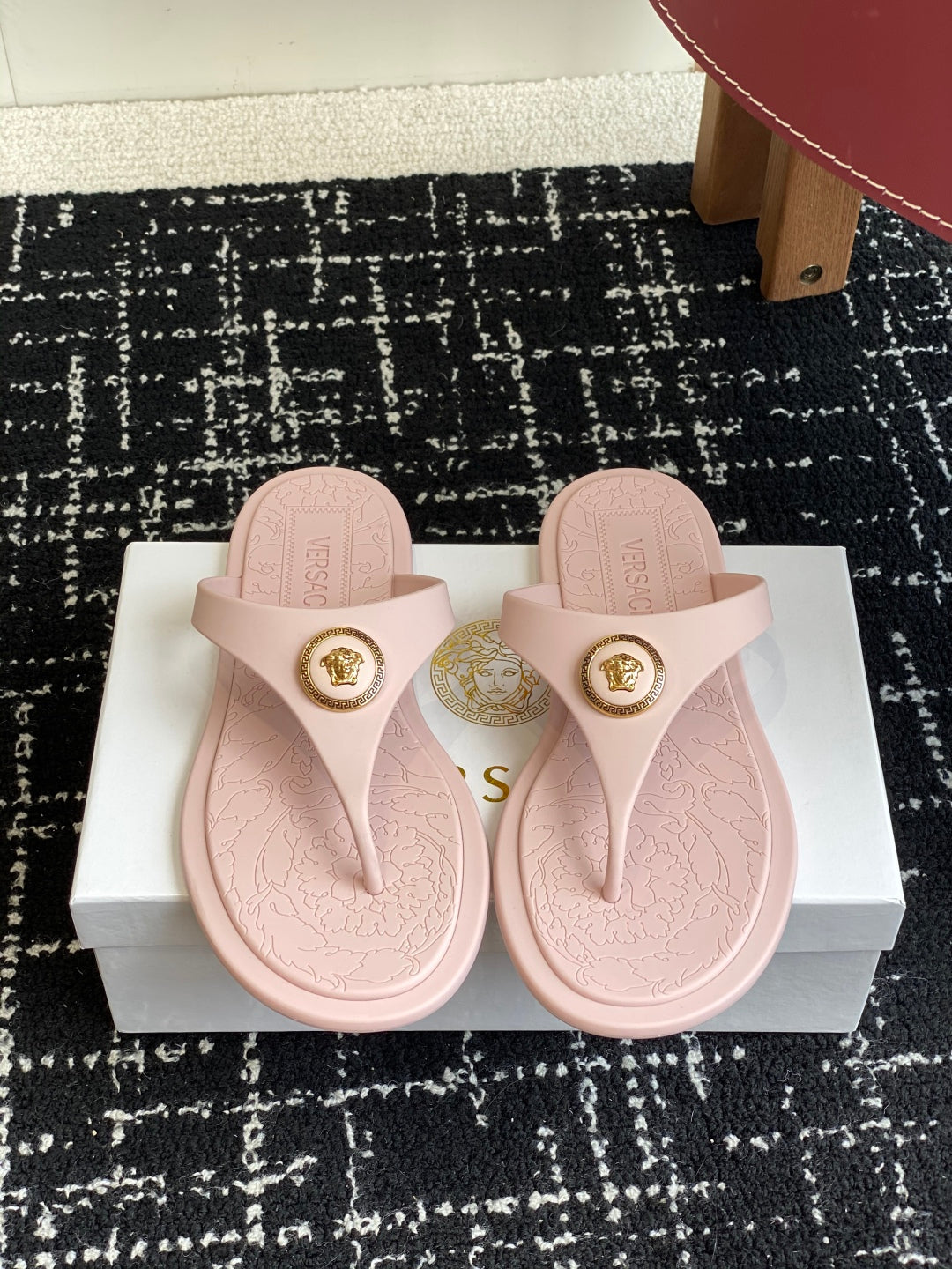 China Replica Versace Women Shoes 56usd Only