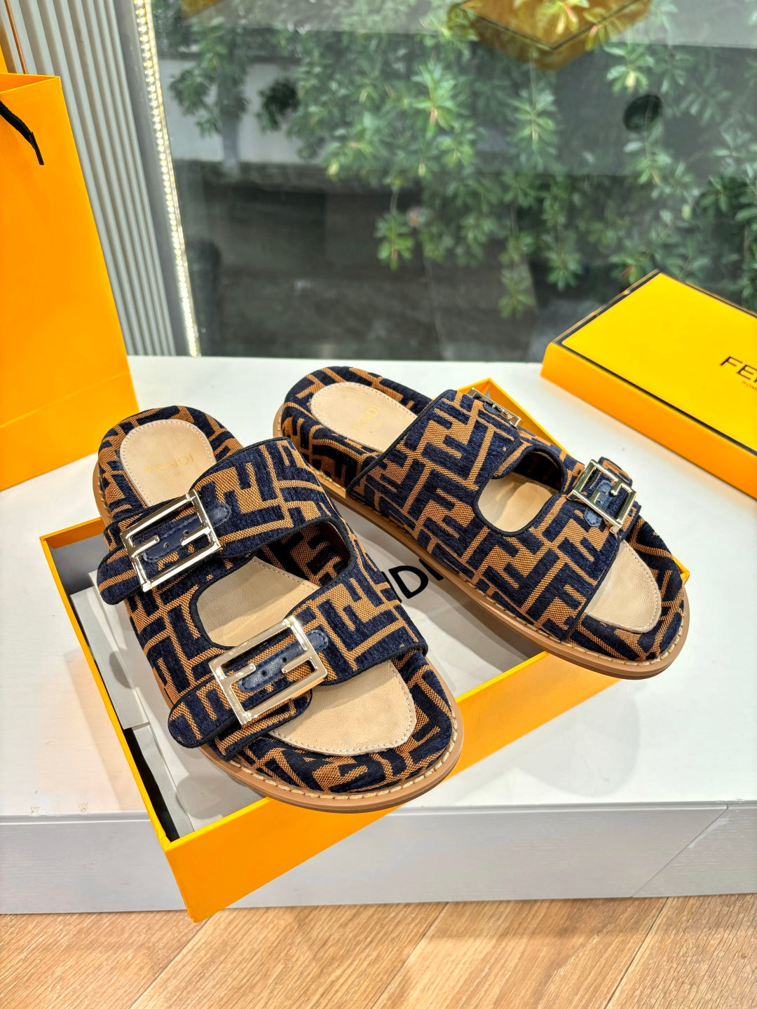 China Replica Fendi Women Shoes 80usd Only