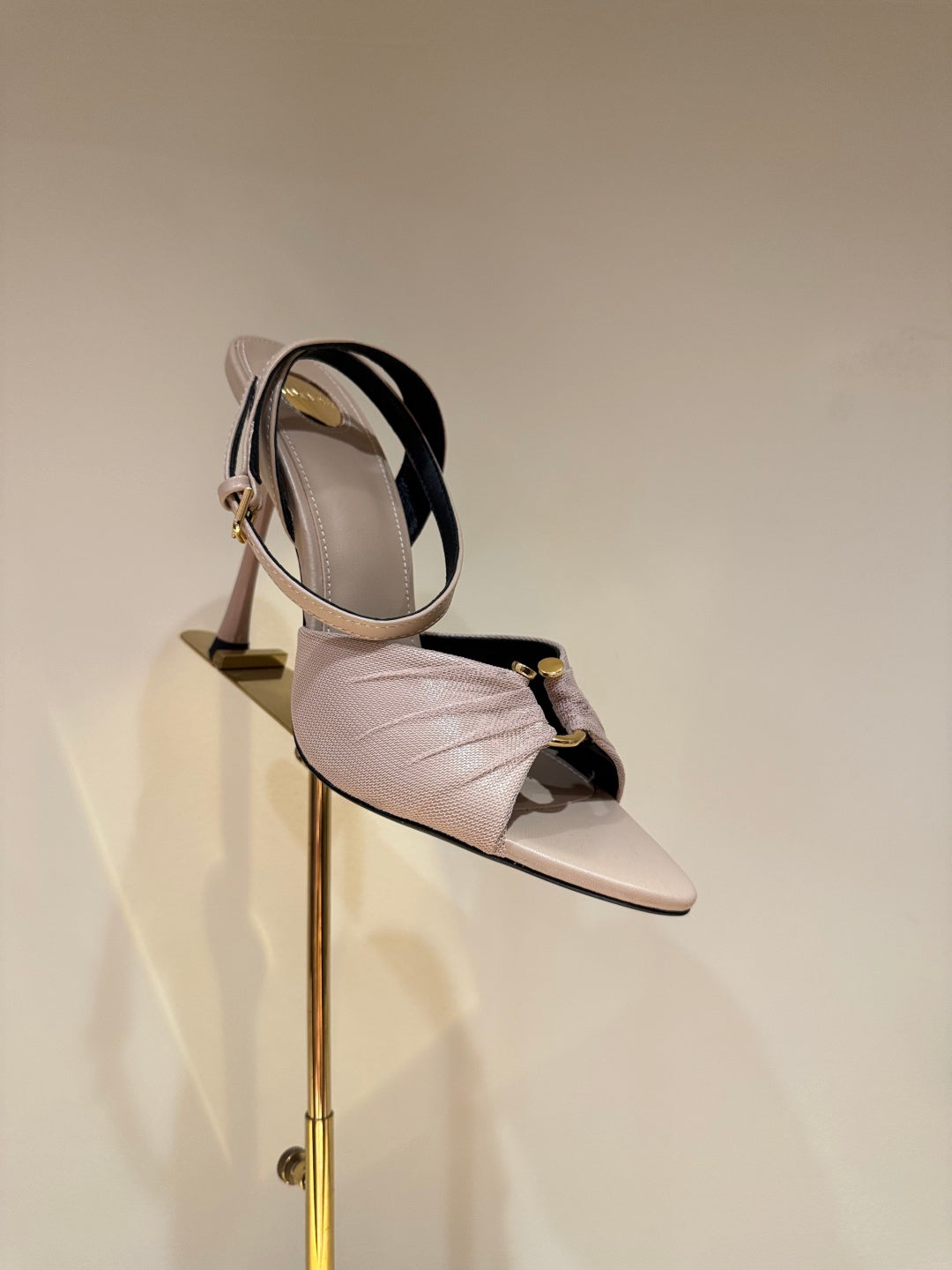 China Replica YSL Women Shoes 105usd Only