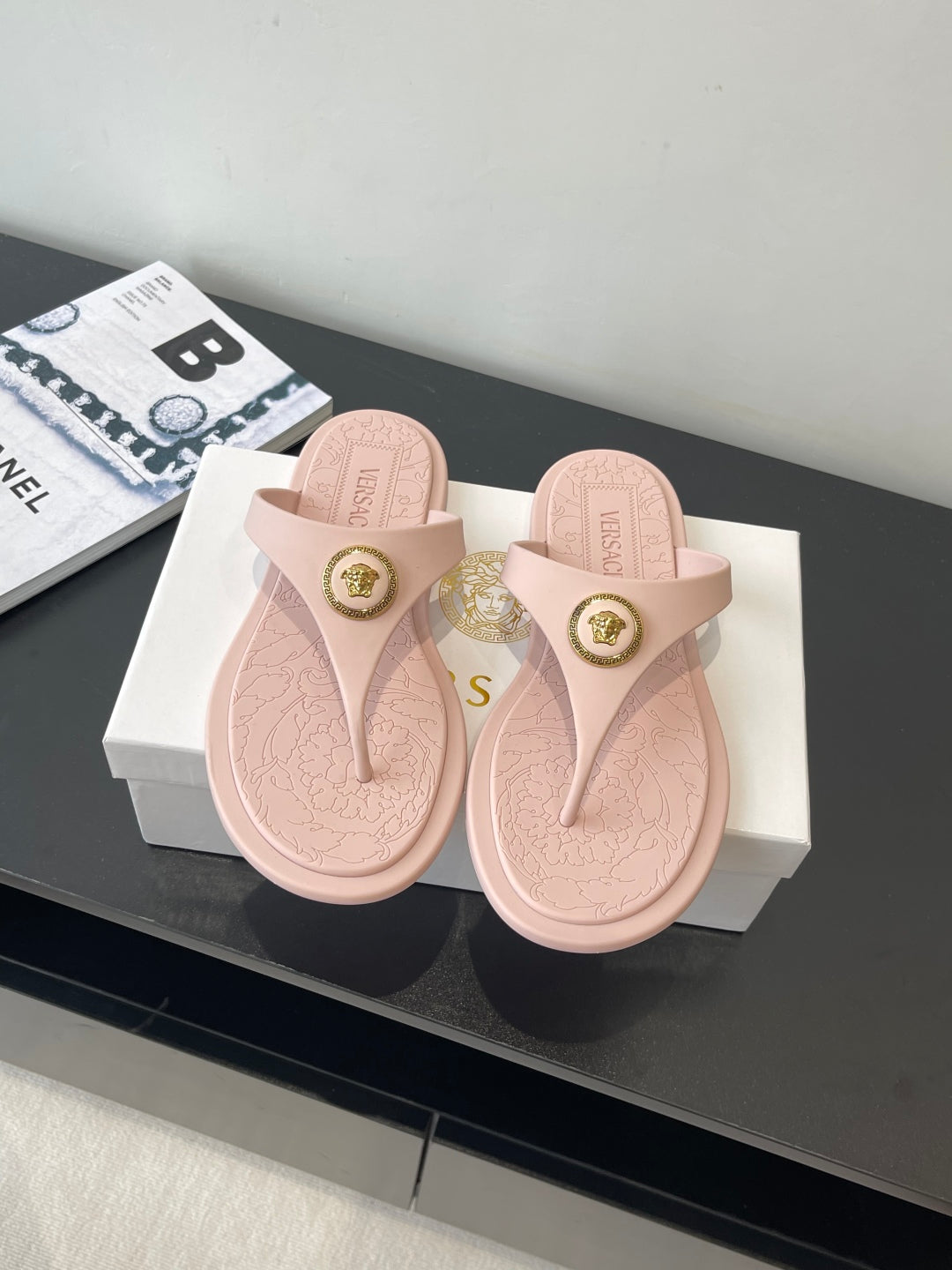 China Replica Versace Women Shoes 74usd Only