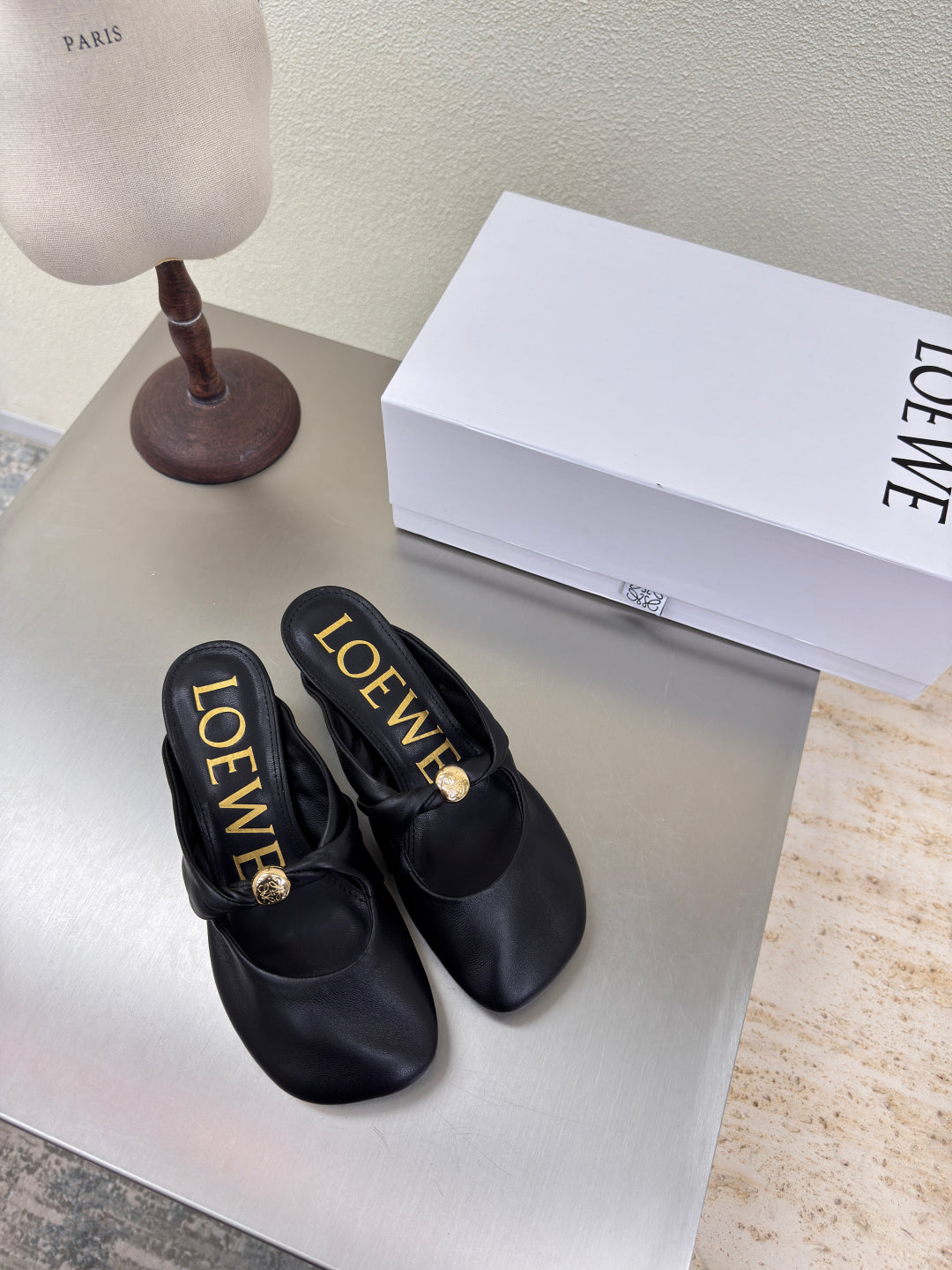 China Replica Loewe Women Shoes 94usd Only