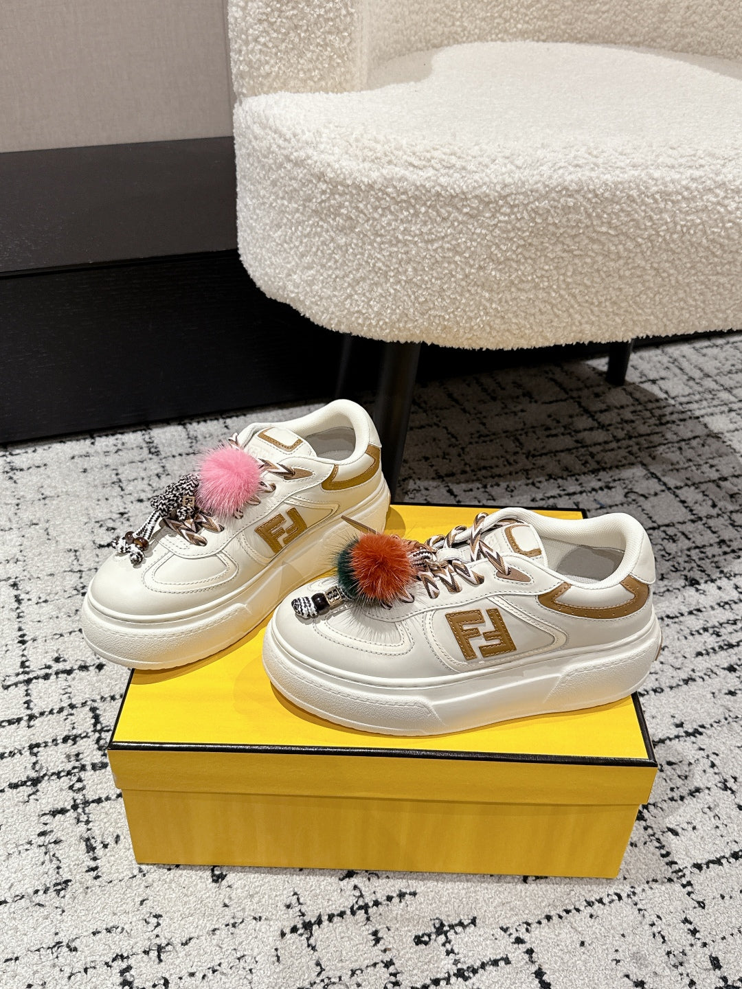 China Replica Fendi Women Shoes 122usd Only