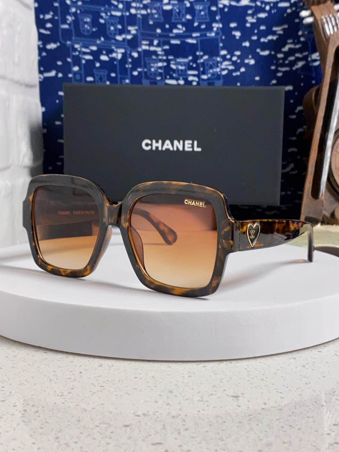 China Replica Chanel Sunglasses 30usd Only