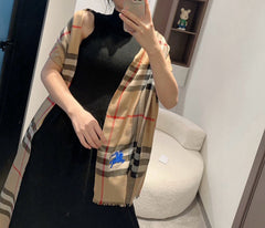 China Replica Burberry Scarf 60usd Only