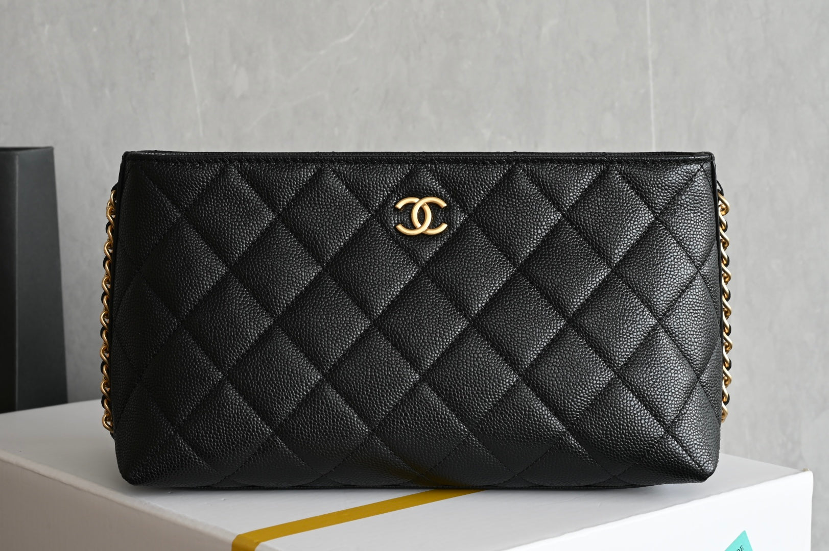 China Replica Chanel Handbags 255usd Only