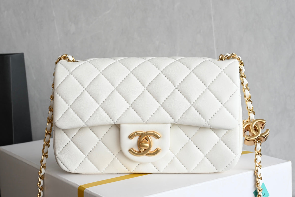 China Replica Chanel Handbags 354usd Only