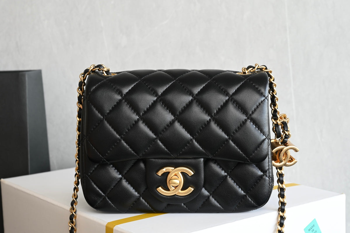 China Replica Chanel Handbags 345usd Only