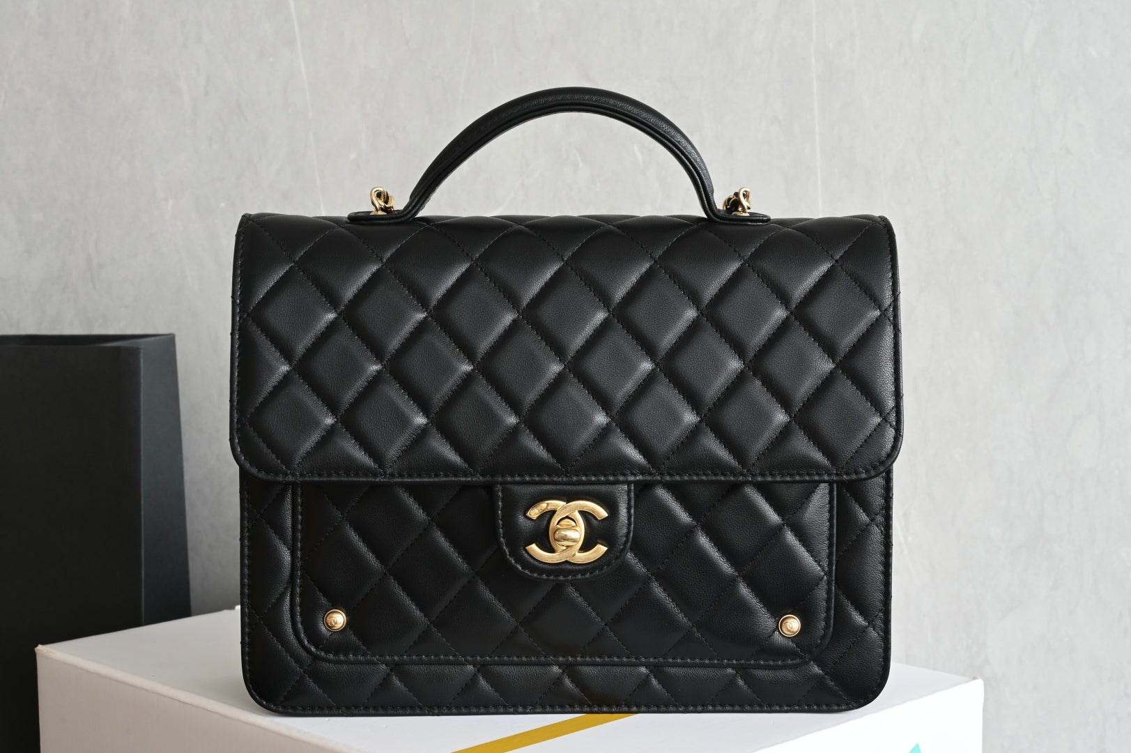 China Replica Chanel Handbags 384usd Only
