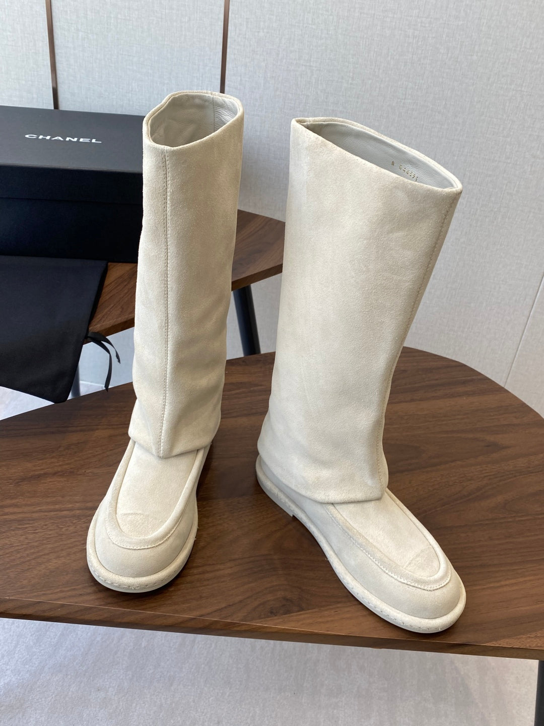 China Replica Chanel Women Shoes 150usd Only