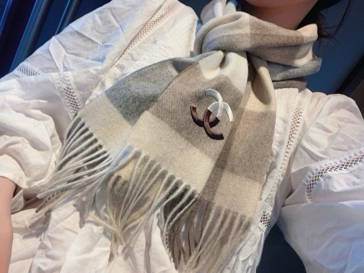 China Replica Chanel Scarf 44usd Only