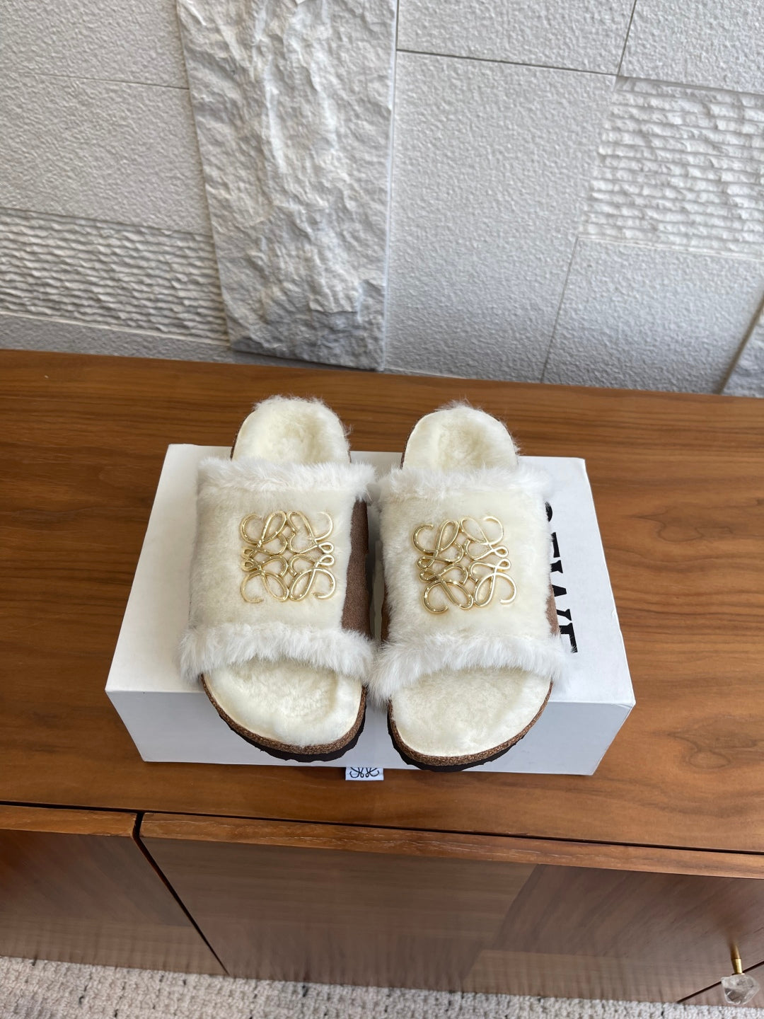 China Replica Loewe Women Shoes 94usd Only