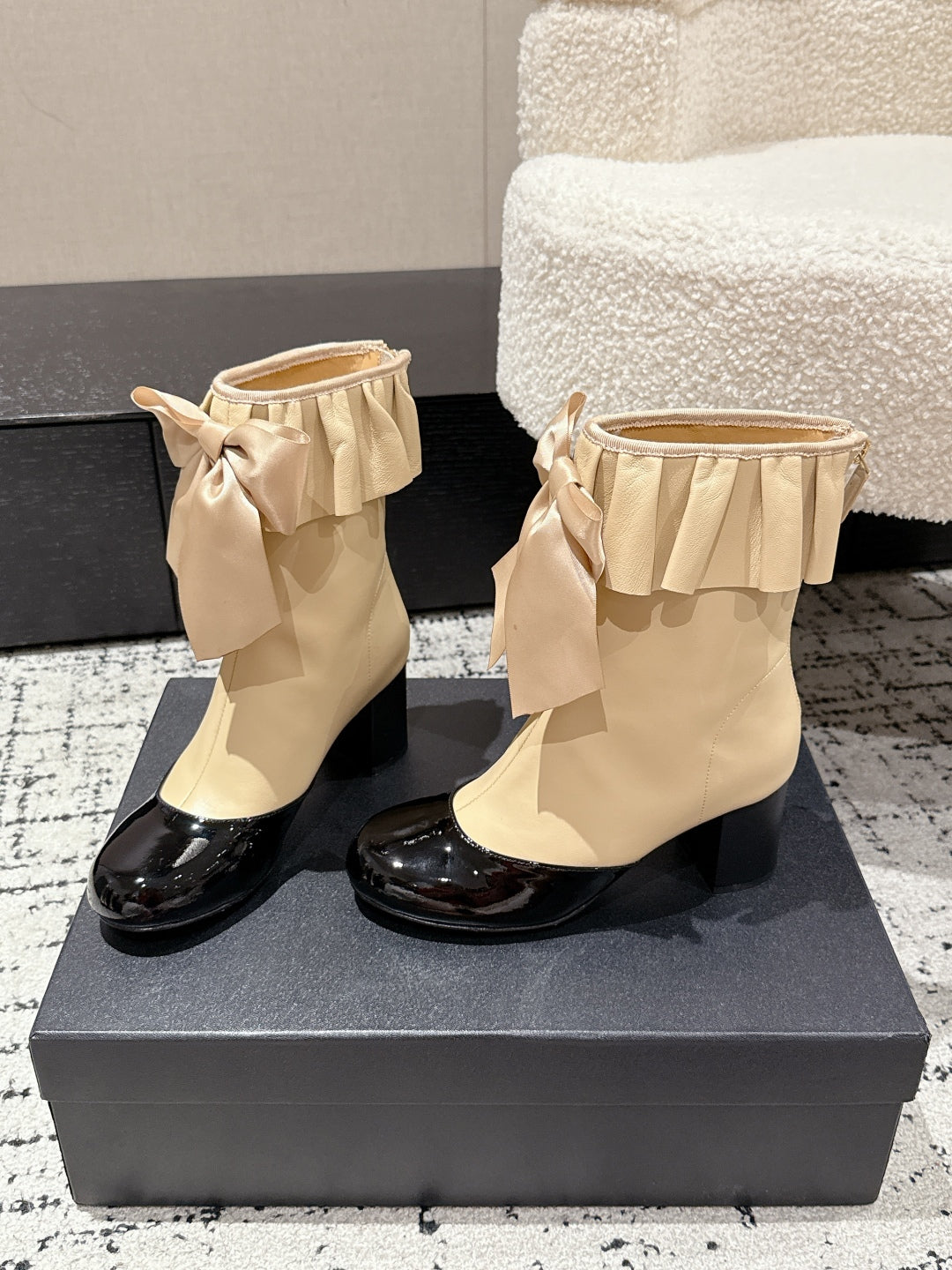 China Replica Chanel Women Shoes 130usd Only